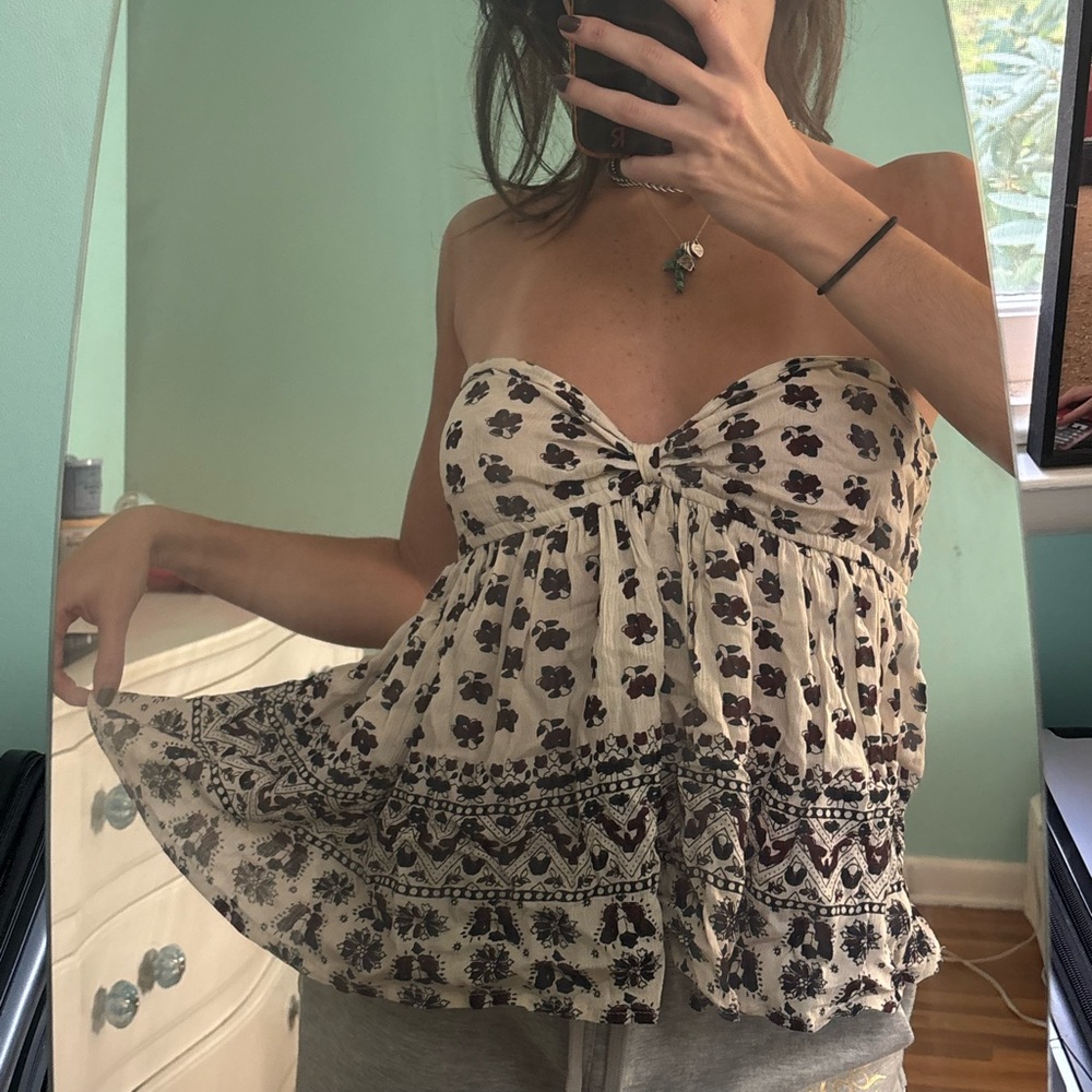 Boohoo Strapless Floral Top - Black and Cream